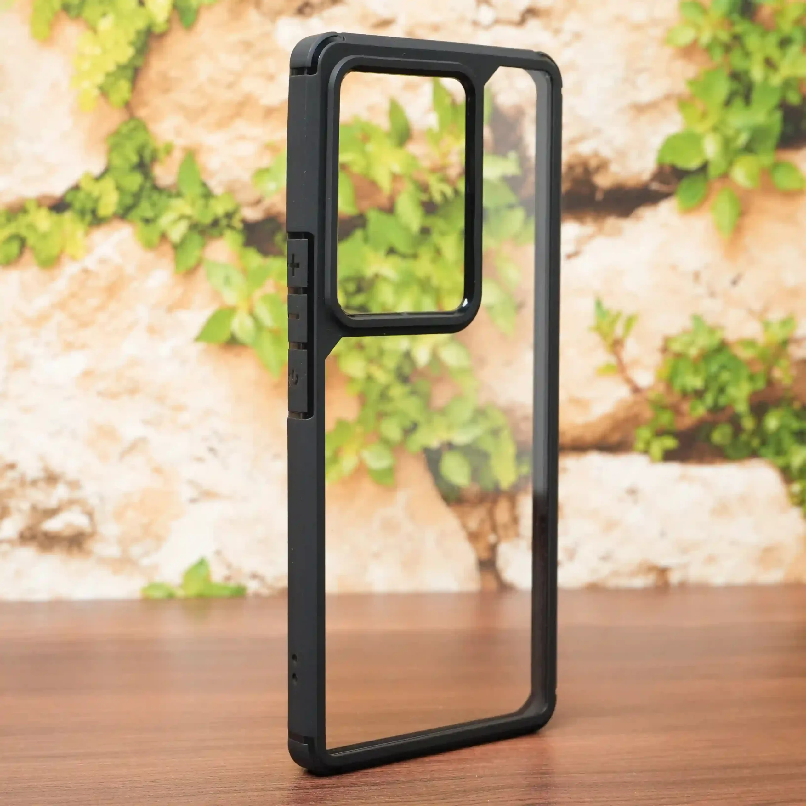Urban shield Transparent case with Black border – Vivo V27